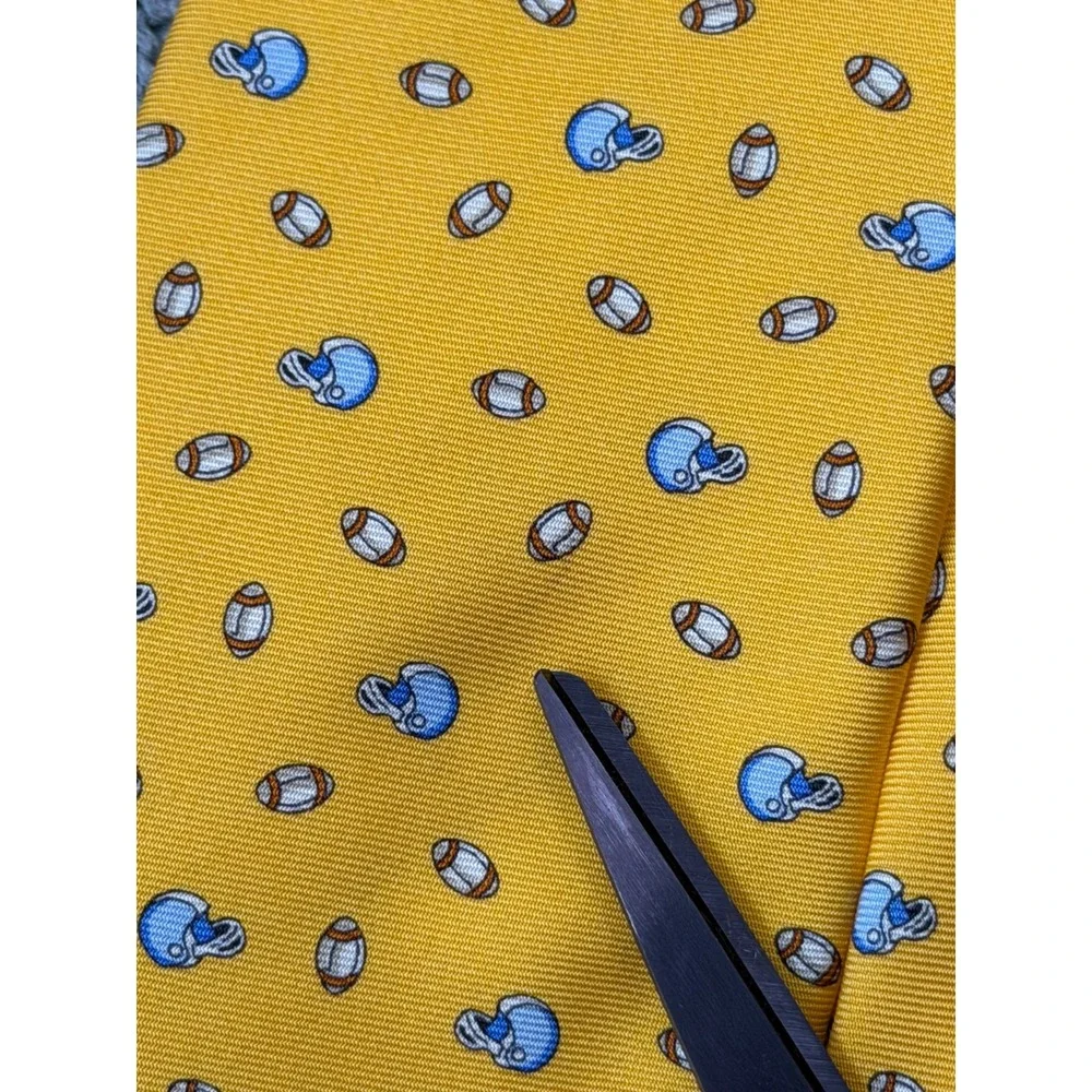 Brooks Brothers Football Helmet 100% Silk Tie Preppy Made in USA Yellow 3.75x58